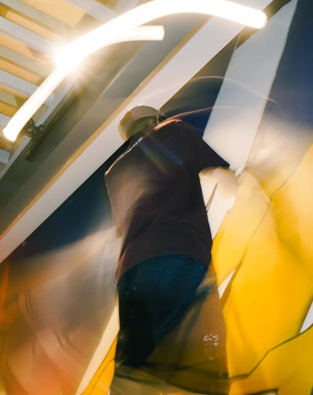 Yellow Jambi display shot 6